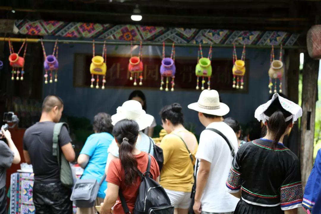 广西灵山旅游景点哪里好玩?带你解锁喀斯特秘境,体验山水人文的治愈之旅 广西灵山旅游景点哪里好玩?带你解锁喀斯特秘境,体验山水人文的治愈之旅