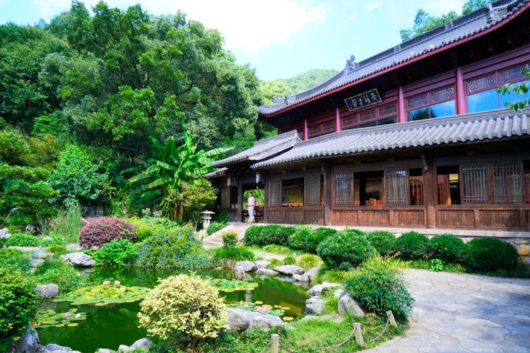 杭州一日游旅游攻略:轻松玩转西湖灵隐寺,避开拥挤享受快乐旅程 杭州一日游旅游攻略:轻松玩转西湖灵隐寺,避开拥挤享受快乐旅程