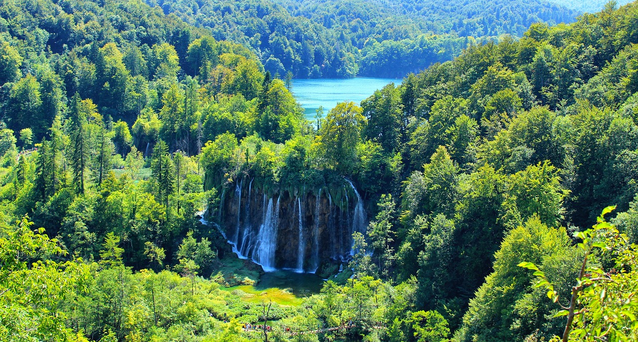 曲靖旅游景点大全，探索云南之心的秘境之旅